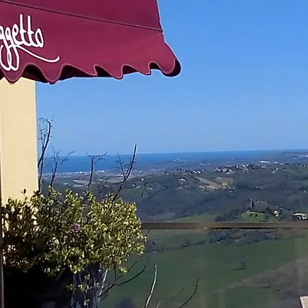 Diffuso - Il Poggetto Tra & San Marino Bed and Breakfast 5*