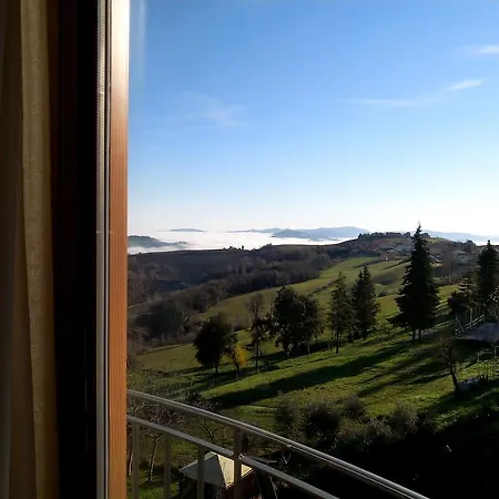 Diffuso - Il Poggetto Tra & San Marino 5* Ουρμπίνο