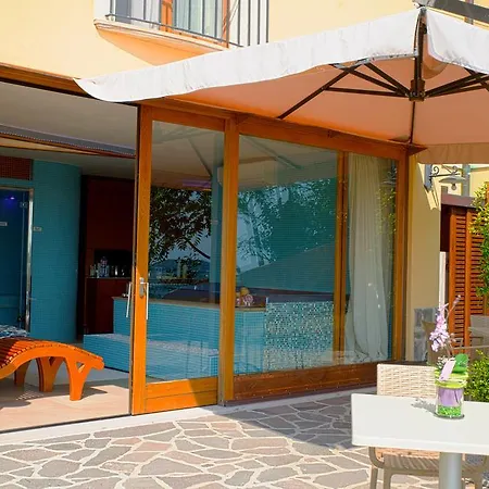 Diffuso - Il Poggetto Tra & San Marino Ουρμπίνο