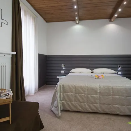 Diffuso - Il Poggetto Tra & San Marino Bed & Breakfast Urbino